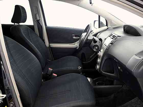 Toyota Yaris Linea Sol ATM 1.3 64kW Tallina