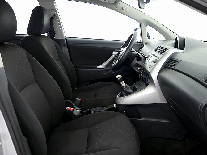 Toyota Verso Linea Sol 1.6 97kW Tallina - foto 6