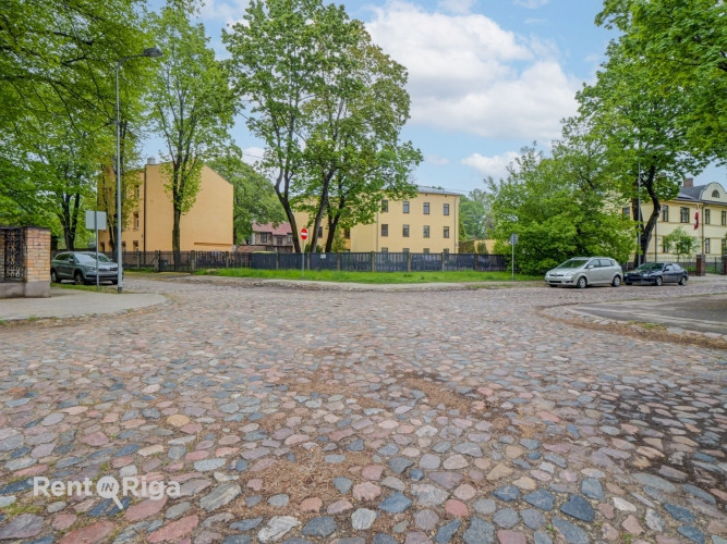 Квартиры в Агенскалнсе  улица Ивес 3  В продаже доступна квартира-студия в Рига - изображение 14