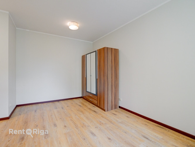 Dzīvokļi Āgenskalnā  Īves ielā 3  Pārdošanā pieejams studio dzīvoklis pilnībā Rīga - foto 6