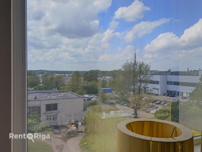 Iznomā stilīgu lofta tipa biroju ar panorāmas skatu  Latgales ielā 240  Tiek iznomātas Rīga - foto 3