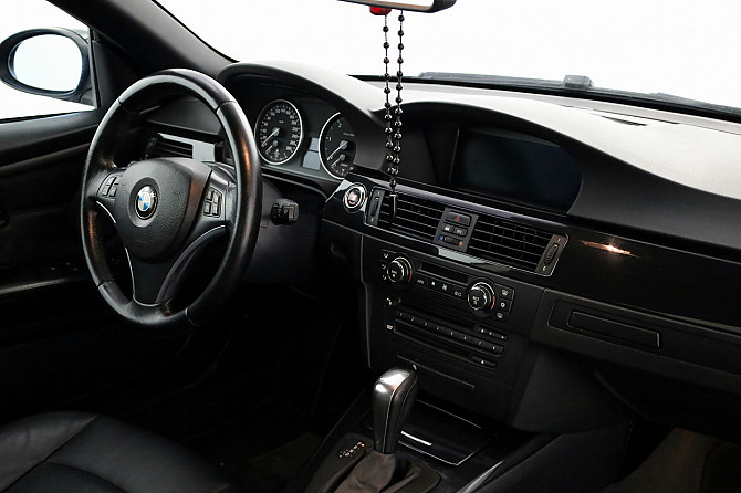 BMW 330 Cabrio ATM 3.0 D 170kW Tallina - foto 7