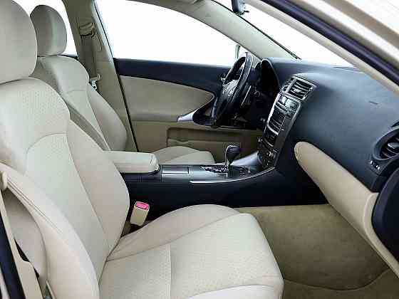 Lexus IS 250 Comfort ATM 2.5 153kW Tallina
