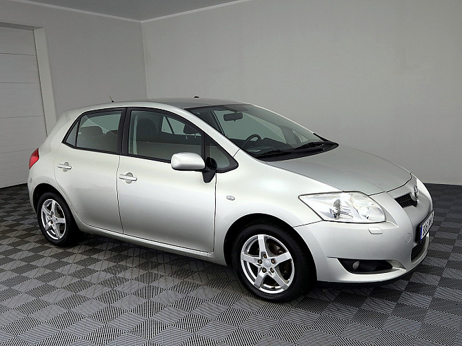 Toyota Auris Linea Sol ATM 1.6 91kW Tallina - foto 1