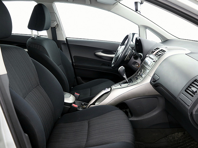 Toyota Auris Linea Sol ATM 1.6 91kW Tallina - foto 6
