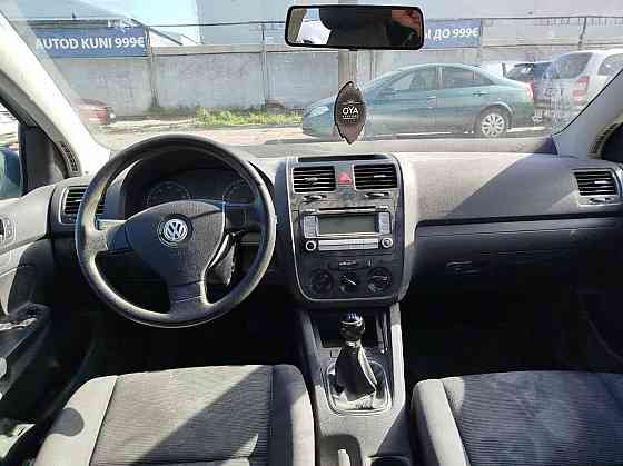 Volkswagen Golf Comfortline 1.6 85kW Tallina