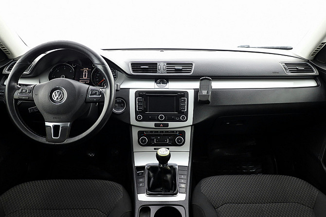 Volkswagen Passat Comfortline 1.6 TDI 77kW Таллин - изображение 5