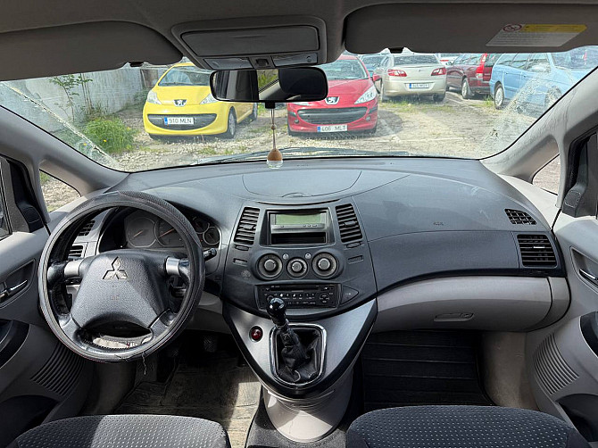 Mitsubishi Grandis Comfort 2.0 Di-D 100kW Таллин - изображение 5