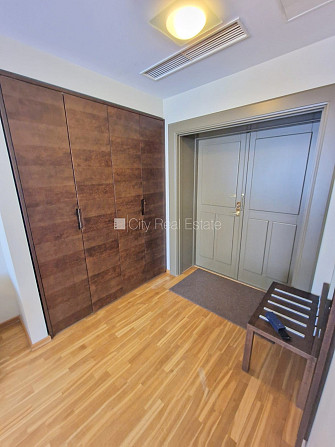 Fasādes māja, renovēta māja, slēgts pagalms, ieeja no ielas, kāpņu telpa pēc kosmētiskā Rīga - foto 11