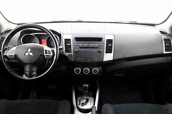 Mitsubishi Outlander Comfort 4x4 ATM 2.4 125kW Таллин