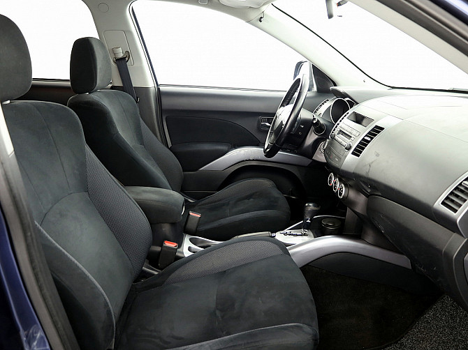 Mitsubishi Outlander Comfort 4x4 ATM 2.4 125kW Таллин - изображение 6