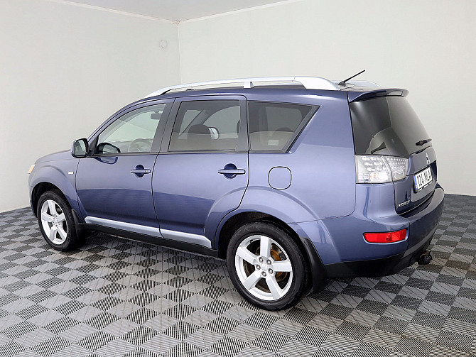 Mitsubishi Outlander Comfort 4x4 ATM 2.4 125kW Таллин - изображение 4