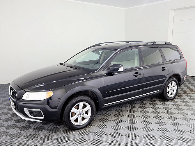 Volvo XC70 Summum AWD ATM 2.4 D5 136kW Tallina - foto 2