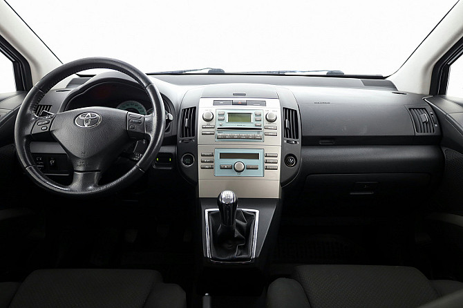 Toyota Corolla Verso Linea Sol 2.2 D-4D 100kW Tallina - foto 5
