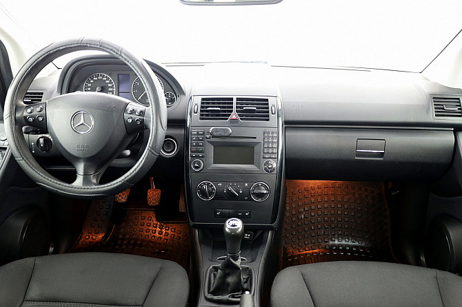 Mercedes-Benz A 160 Elegance Facelift 1.5 70kW Tallina - foto 5