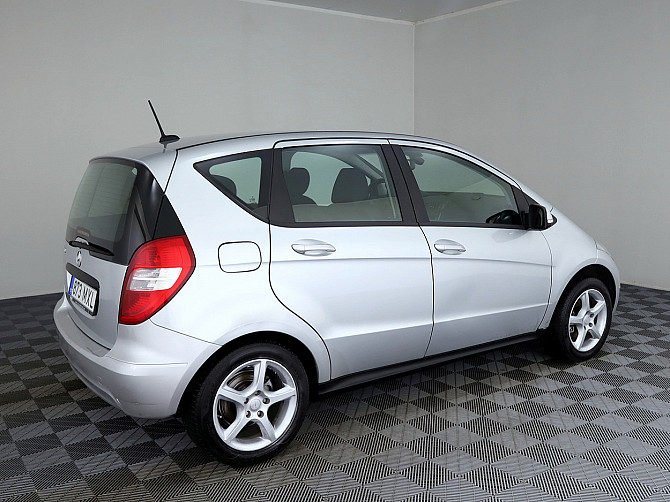 Mercedes-Benz A 160 Elegance Facelift 1.5 70kW Tallina - foto 3