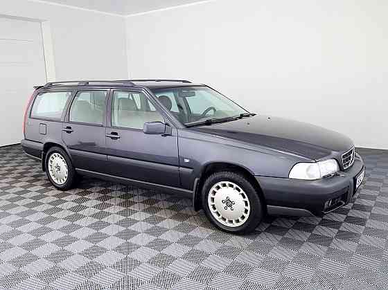 Volvo XC70 Summum AWD ATM 2.4 142kW Tallina