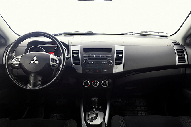 Mitsubishi Outlander Comfort 4x4 ATM 2.4 125kW Tallina - foto 5