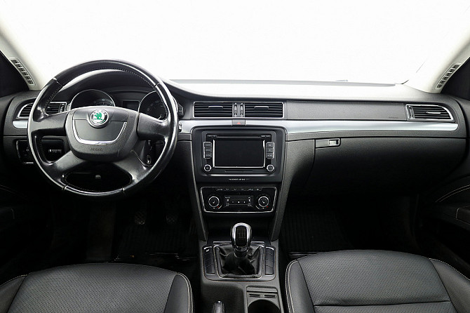 Skoda Superb Highline 1.4 92kW Таллин - изображение 5