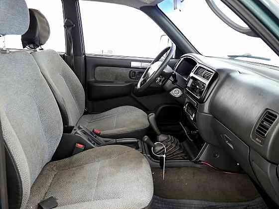 Mitsubishi L200 Pickup 2.5 Di-D 73kW Tallina