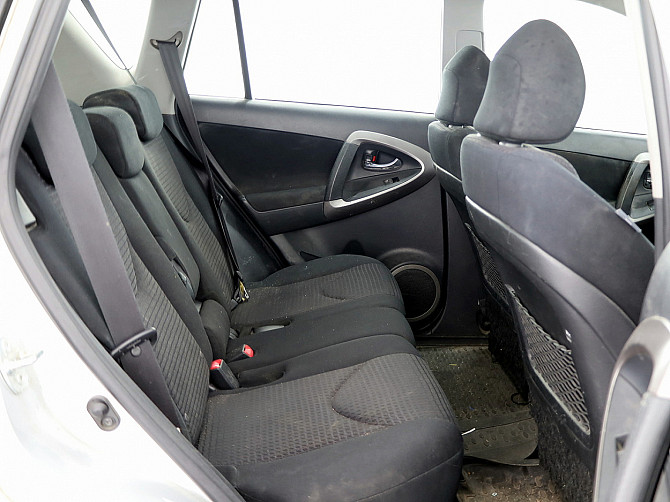 Toyota RAV4 Linea Sol 2.2 D-CAT 130kW Tallina - foto 7