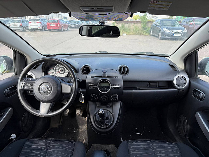 Mazda 2 Elegance 1.3 63kW Tallina - foto 5