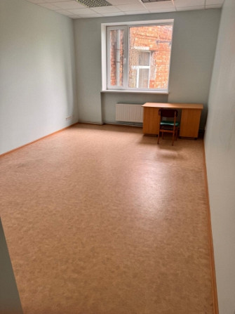 Uz nomu pieejamas biroja un noliktavas telpas ar kravas pacēlāju līdz 1 tonnai. Superīgs Rīga - foto 3