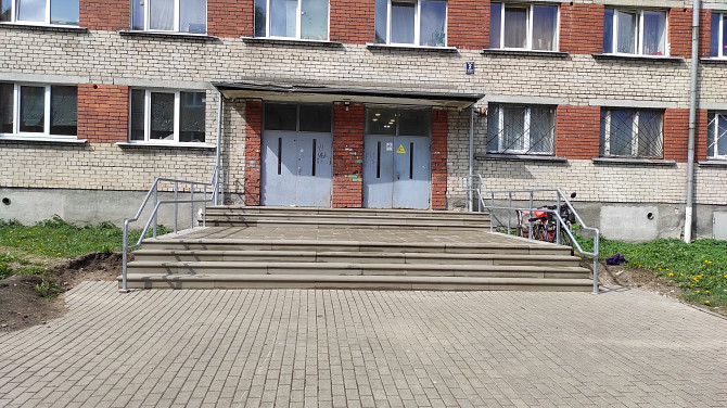 Dzīvoklī ir atsevišķa sanitārā telpa (tualete, izlietne, duša). Visas komunikācijas atrodas... Рига - изображение 18