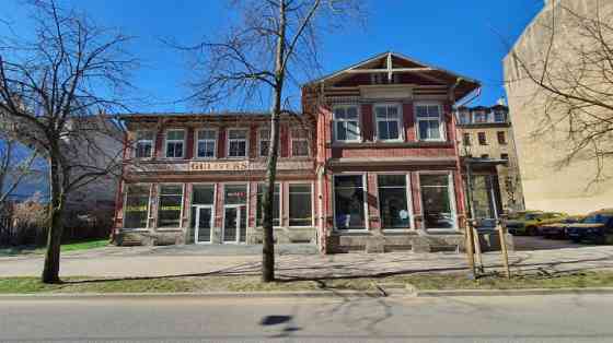 Bright and Spacious Retail or Showroom Premises at 42 Stabu Street  The premises were previously occ Rīga
