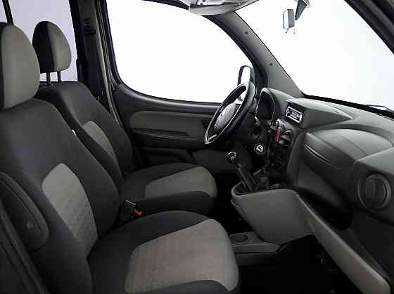 Fiat Doblo Passenger 1.2 JTD 62kW Таллин