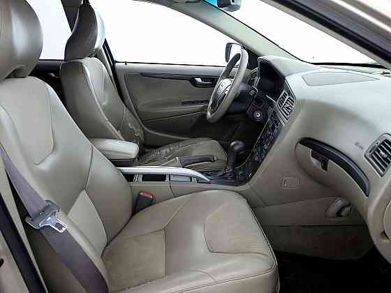 Volvo XC70 Summum LPG ATM 2.4 147kW Таллин