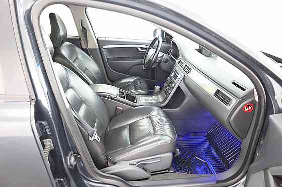 Volvo V70 Summum ATM 2.4 D5 129kW Tallina