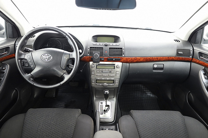 Toyota Avensis Linea Sol ATM 2.0 108kW Tallina - foto 5