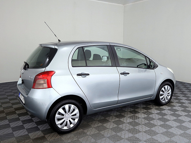 Toyota Yaris Linea Sol A-C 1.3 64kW Tallina - foto 3