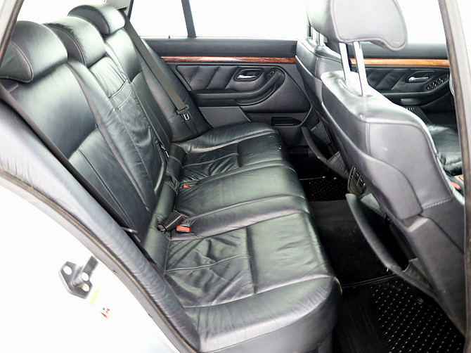 BMW 530 Executive Facelift ATM 2.9 D 142kW Tallina - foto 7