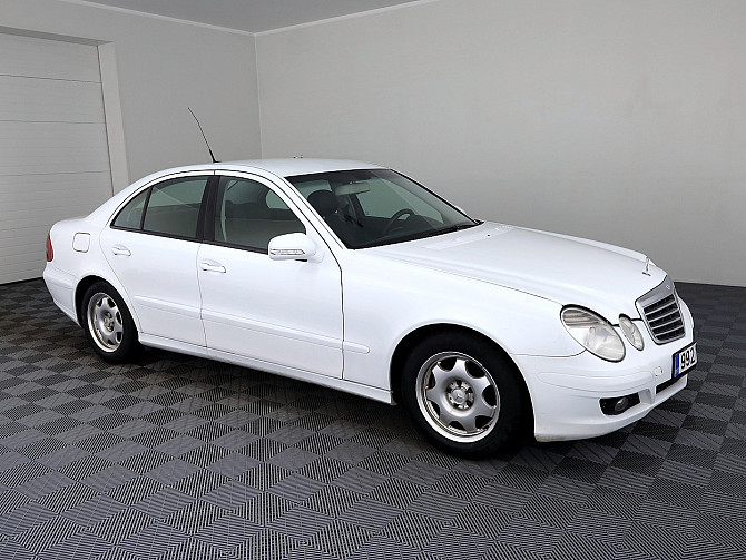 Mercedes-Benz E 200 Elegance Facelift ATM 1.8 120kW Tallina - foto 1