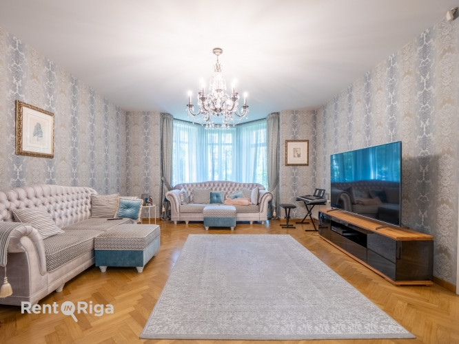 Eleganta mūra privātmāja vienā no pieprasītākajām Rīgas apkaimēm  Mežaparkā.  Īpašums Rīga - foto 4