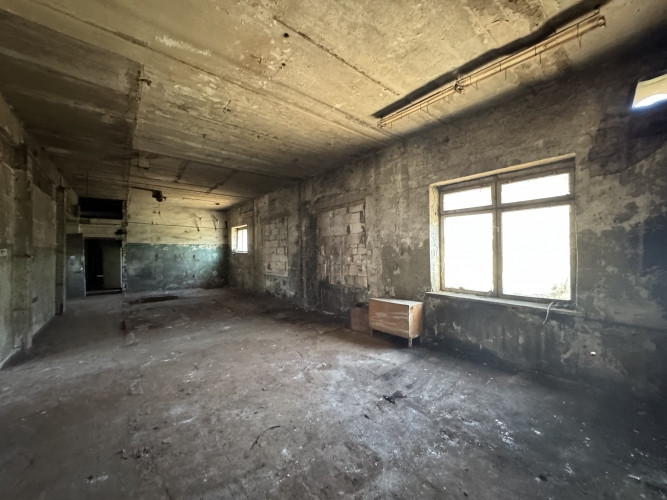 Noliktavas/ražošanas telpas Salaspilī.  + 1. stāvs; + Platība sastāv no boksiem, kabinetiem. Salaspils - foto 4