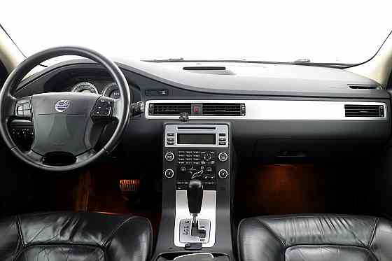 Volvo V70 Ocean Race ATM 2.4 D5 136kW Tallina