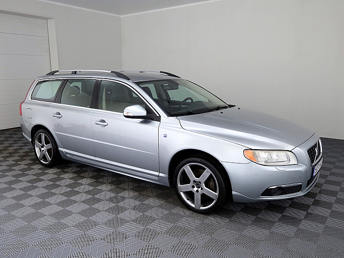 Volvo V70 Ocean Race ATM 2.4 D5 136kW Tallina - foto 1