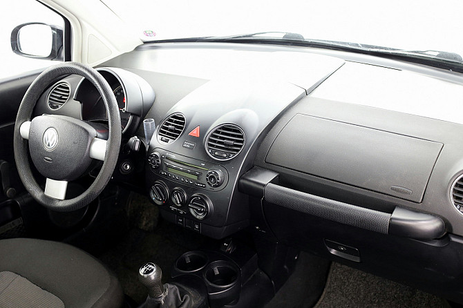 Volkswagen New Beetle Comfortline Facelift 1.6 75kW Tallina - foto 5