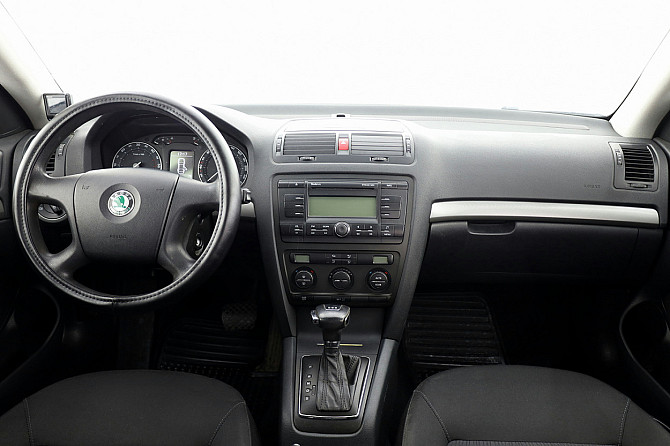 Skoda Octavia Comfortline ATM 1.9 TDI 77kW Tallina - foto 5