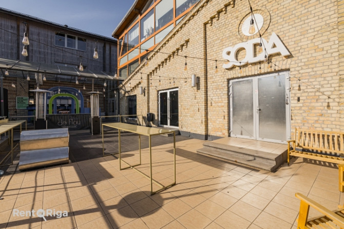 Telpas birojam ar terasi.  Iepriekš telpās atradās klubs Soda, bet tagad telpās ir veikts Rīga - foto 17