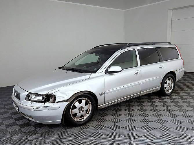 Volvo V70 Summum ATM 2.4 D5 120kW Таллин - изображение 2