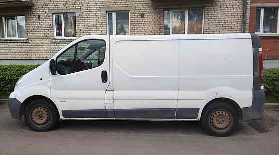 Labs kravas mikroautobuss ar automātisko pārnesumkārbu, darba kārtībā. Lūdzu, rakstiet man WhatsApp. Rīga