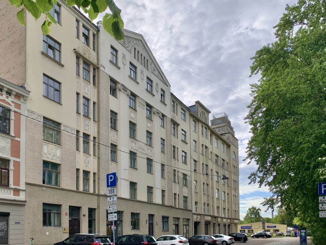 Pārdod mājīgu un funkcionāli plānotu dzīvokli Rīgas Klusajā centrā  vienā no Rīga - foto 8