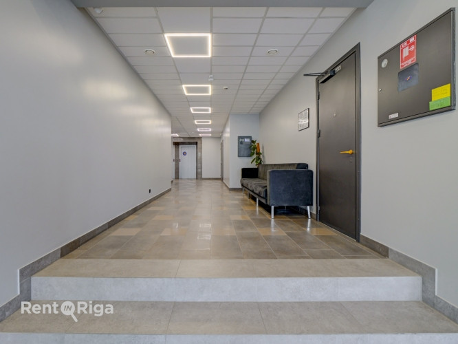 Tirzniecības telpas uz nomu ķengaragā. kopējā platība 162,4m2. Rīga - foto 6