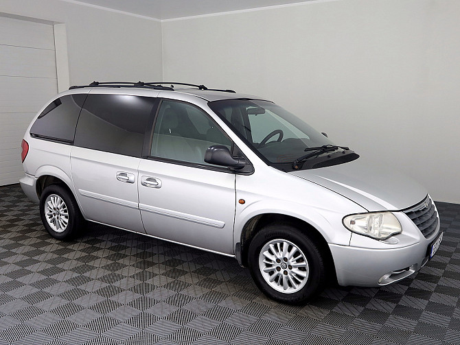 Chrysler Voyager Comfort ATM 2.8 CRD 110kW Tallina - foto 1