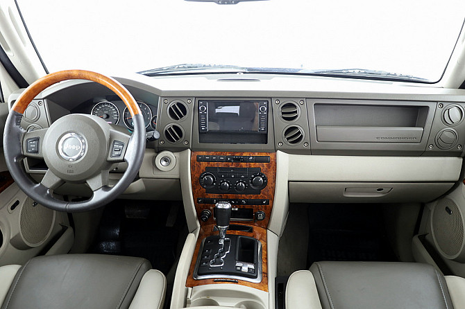 Jeep Commander Overland 3.0 CRD 160kW Таллин - изображение 5