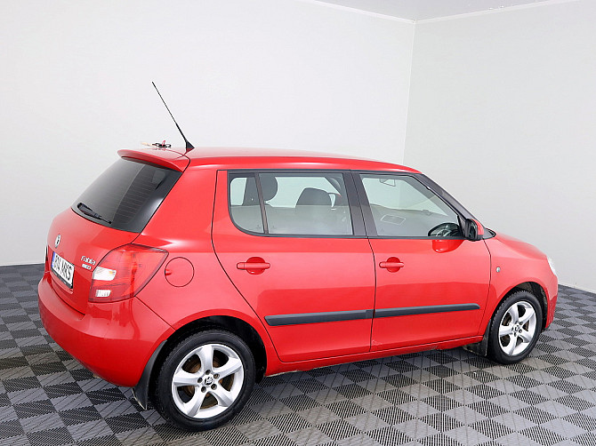 Skoda Fabia Comfortline 1.2 51kW Таллин - изображение 3